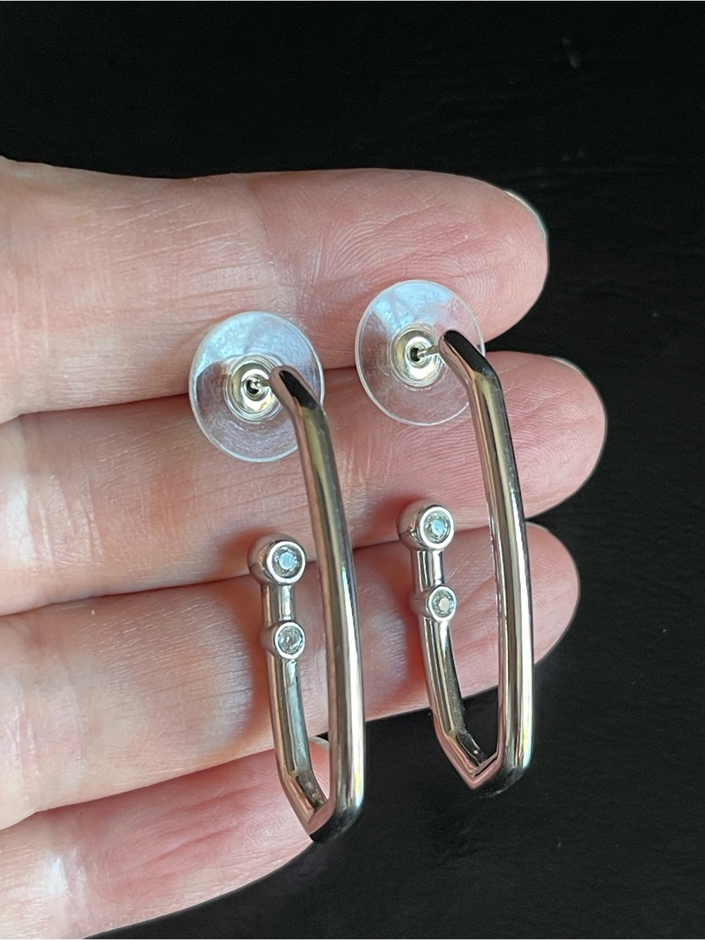 Kendra Scott Silver Geometric Open Hoop Earrings. - Picture 6 of 8